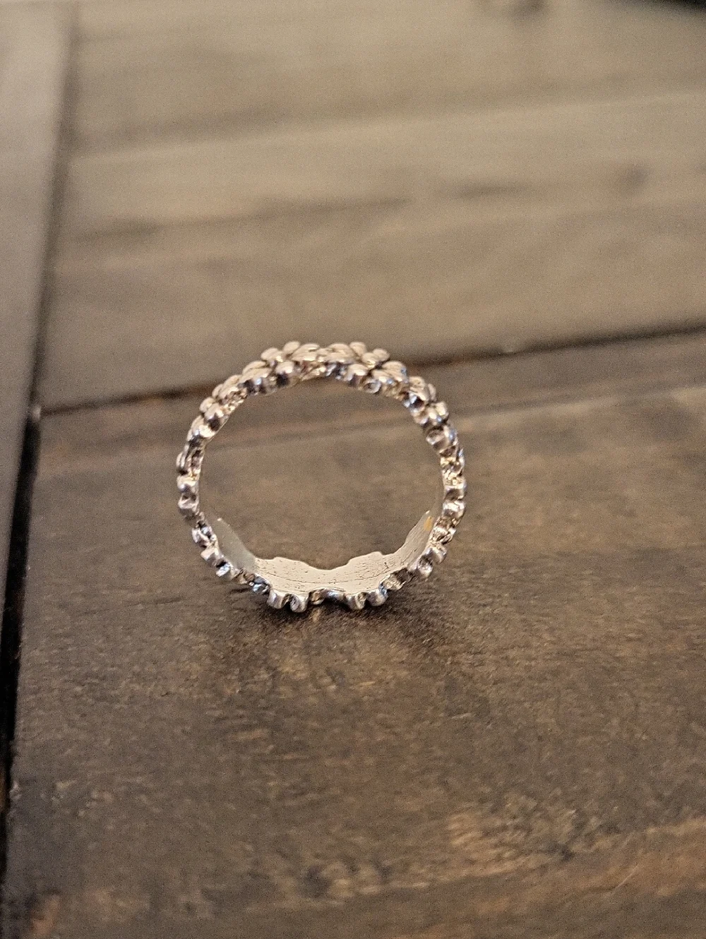Silver Daisy Flower Band Ring